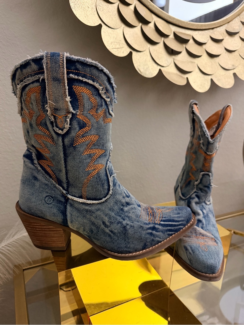 Dingo Y’all Need Dolly DI950 Blue Denim Western Cowboy Boots Size 9M - Picture 2 of 16